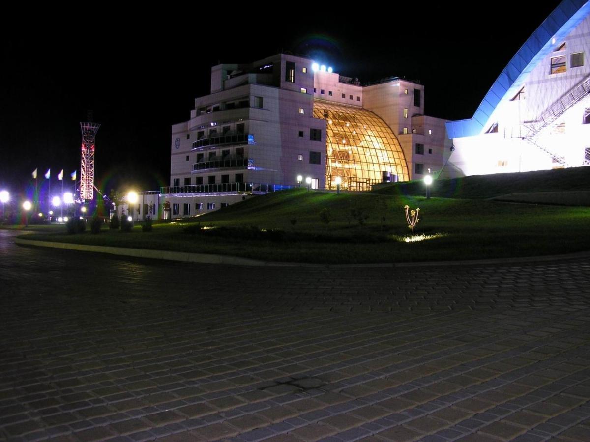 Готель Елада Iujne Exterior foto